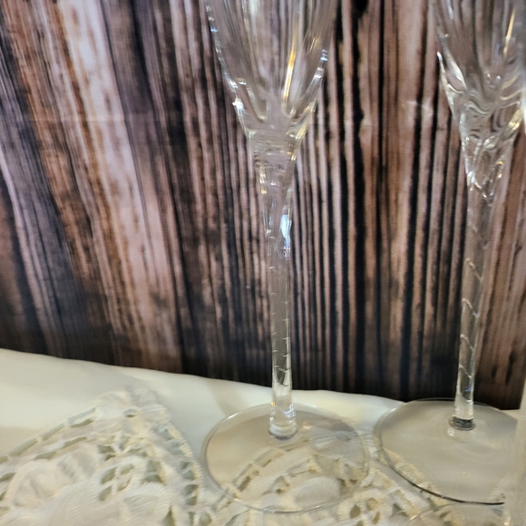 Lenox 4 Pieces Fluted Champagne Glasses With 22 Kt Gold Rim Twist  Stem - Picture 5 of 11